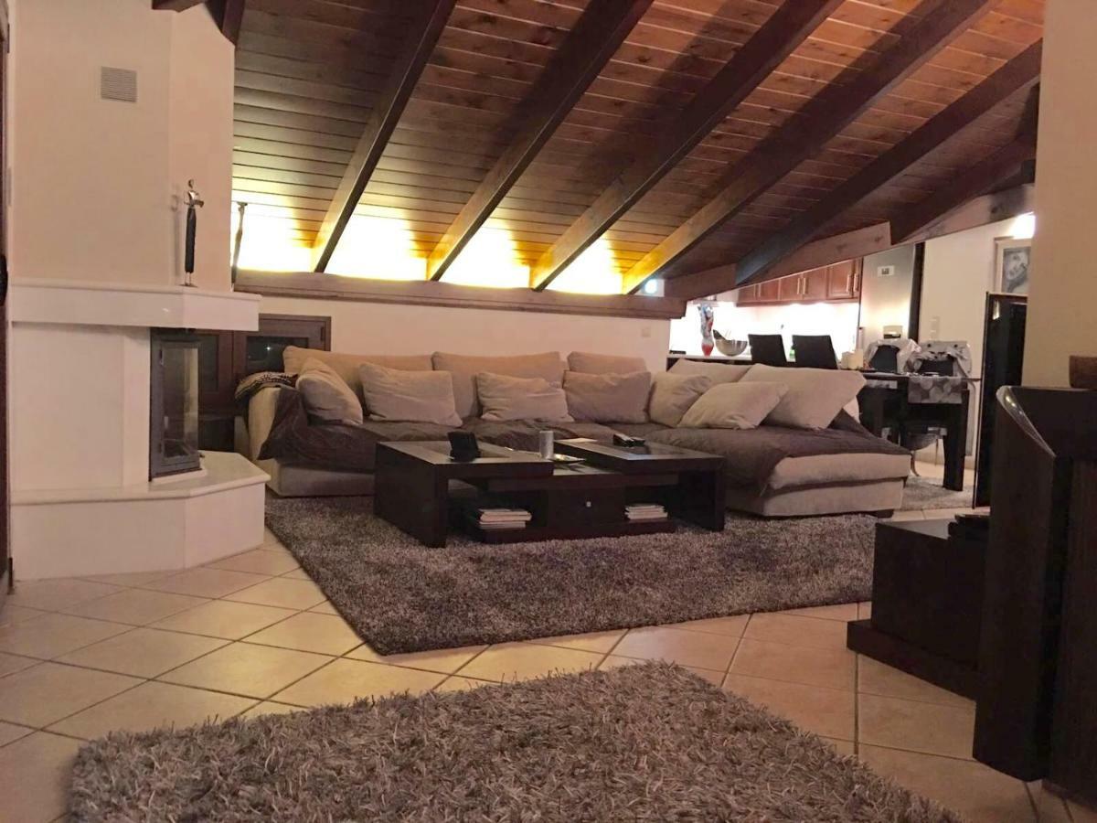 Apartament The Loft Chios Town Zewnętrze zdjęcie